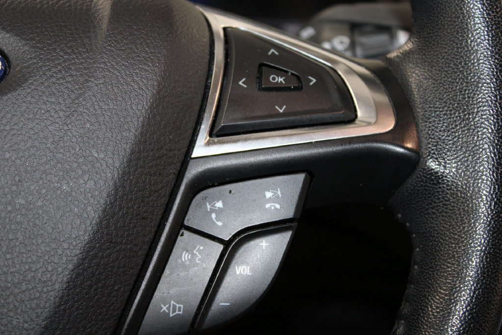 Used 2024 Ford Edge SEL AWD/4WD image 36