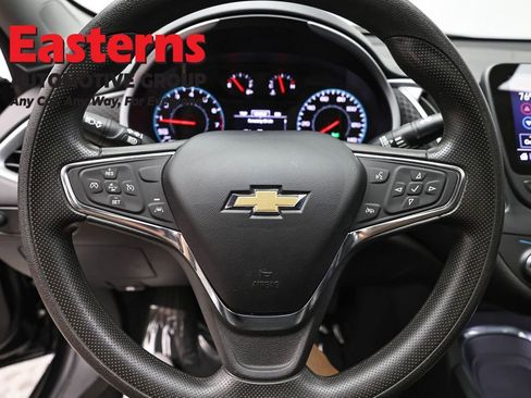 Used 2023 Chevrolet Malibu LT FWD image 10