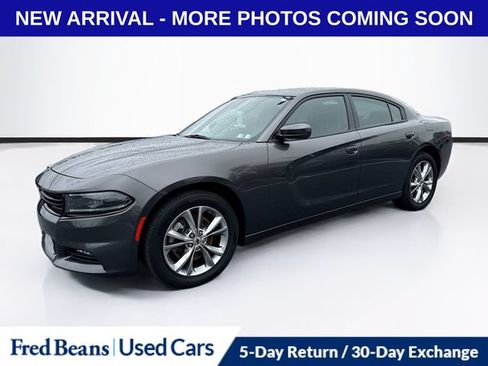 Used 2022 Dodge Charger SXT AWD/4WD image 3
