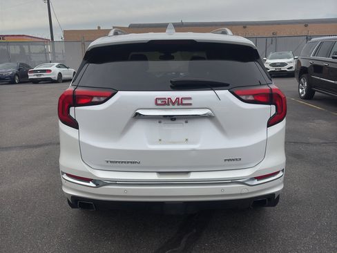 Used 2020 GMC Terrain Denali w/ Denali Premium Package AWD/4WD image 6