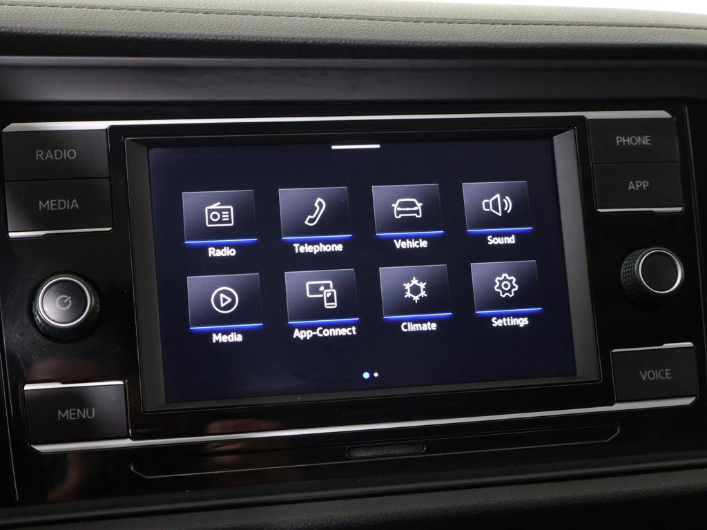 Used 2020 Volkswagen Jetta SE w/ SE Cold Weather Package FWD image 45