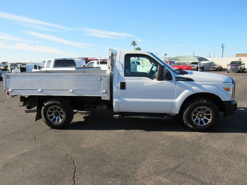 Used 2014 Ford F250 XL image 5
