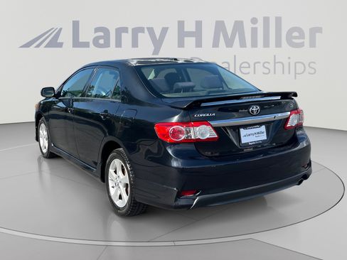 Used 2011 Toyota Corolla S FWD image 3