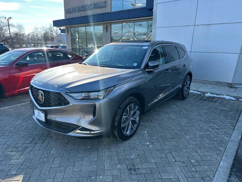 Used 2023 Acura MDX SH-AWD w/ Technology Package image 2