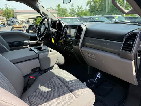 Used 2020 Ford F250 XLT w/ XLT Value Package AWD/4WD image 19