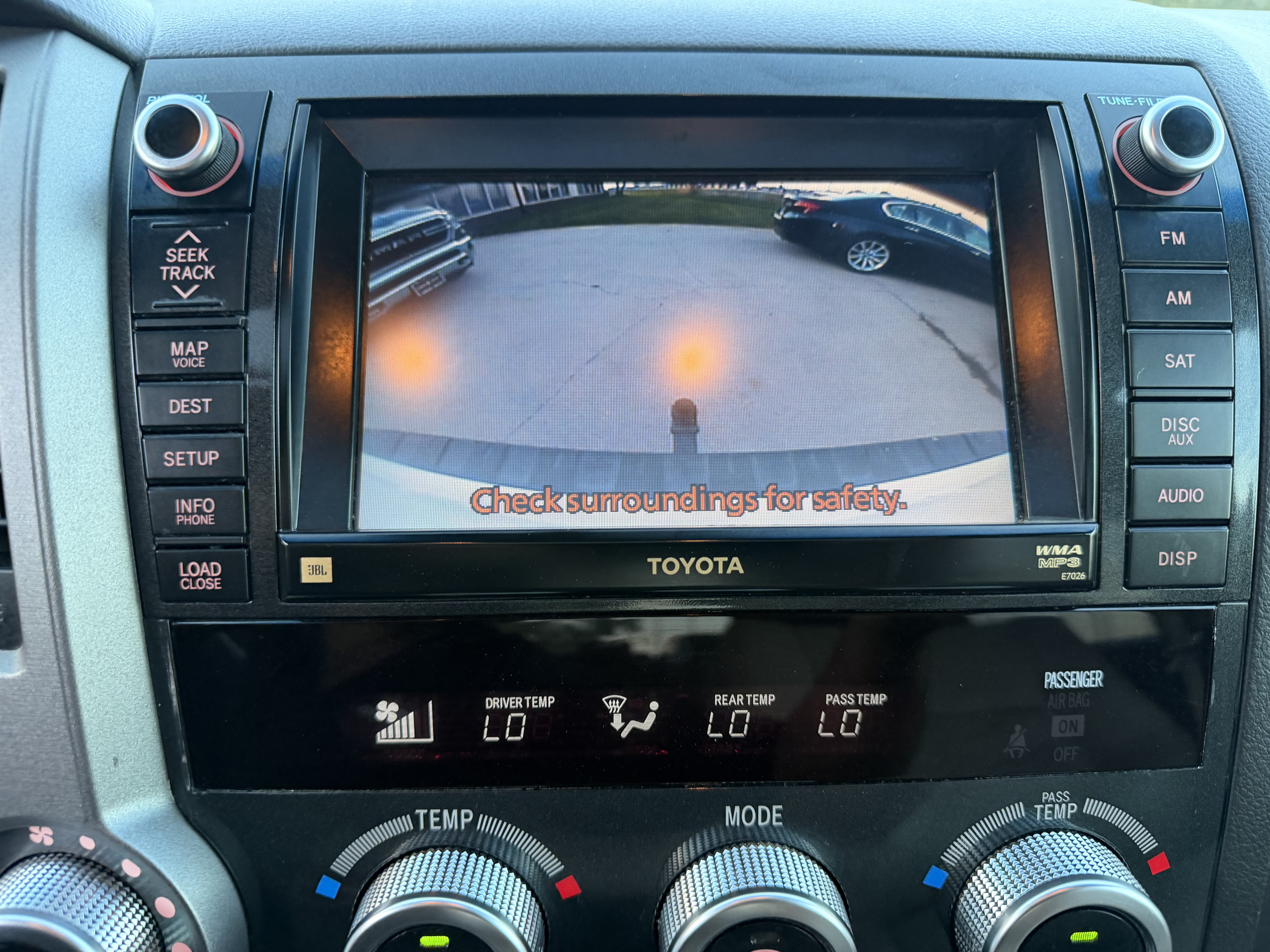 Used 2011 Toyota Sequoia Platinum AWD/4WD image 22