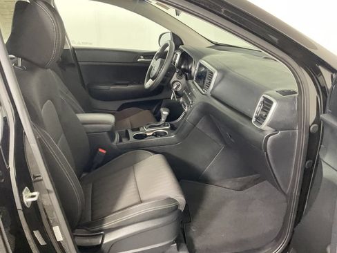 Used 2021 Kia Sportage LX FWD image 24