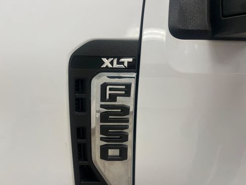 Used 2026 Ford F250 XLT AWD/4WD image 19