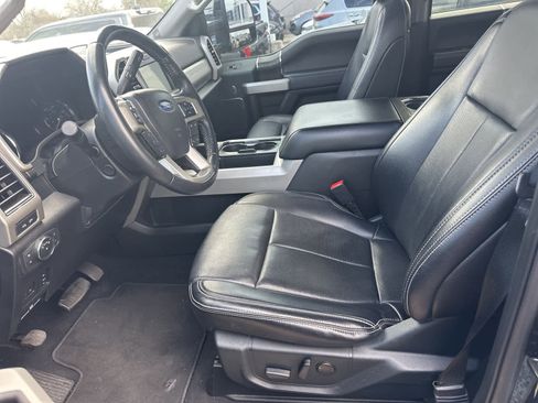 Used 2021 Ford F350 Lariat image 14