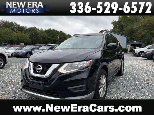 Used 2017 Nissan Rogue SV FWD image 1