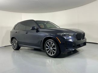 Used 2024 BMW X5 xDrive40i w/ M Sport Package video 1