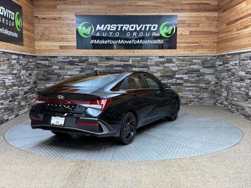 New 2026 Hyundai Elantra SEL Sport image 9