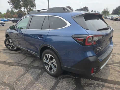 Used 2022 Subaru Outback Limited AWD/4WD image 8