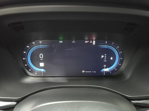Used 2023 Volvo XC60 B5 Plus image 23