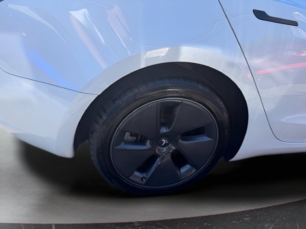 Used 2022 Tesla Model 3 Long Range AWD/4WD image 12
