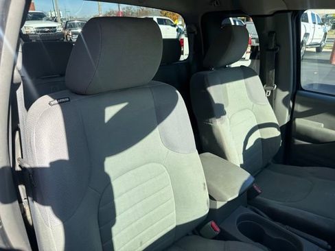 Used 2016 Nissan Frontier S image 20