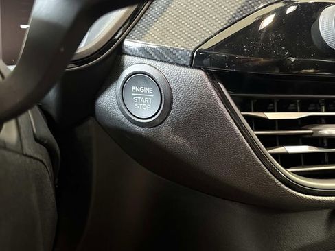 Used 2025 Ford Escape ST-Line image 29