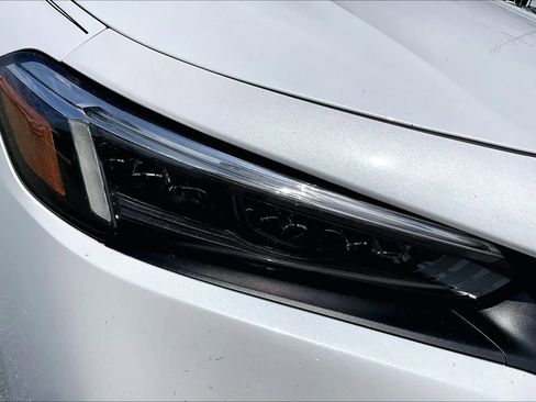 Used 2023 Honda Civic Sport image 27