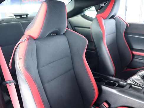 Used 2019 Toyota 86 TRD SE RWD image 34