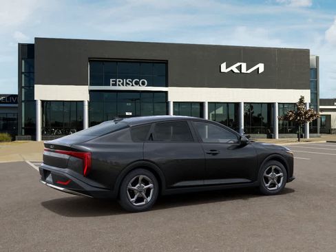 New 2026 Kia K4 FWD image 6