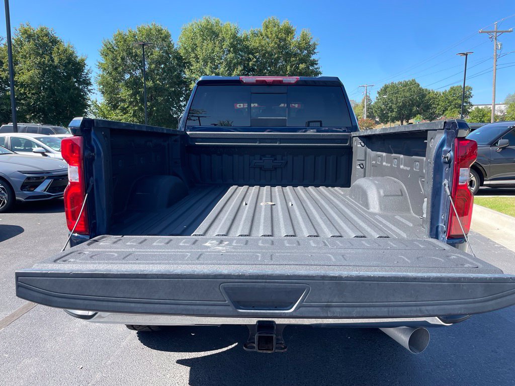 Used 2023 Chevrolet Silverado 2500 LTZ w/ LTZ Plus Package AWD/4WD image 8