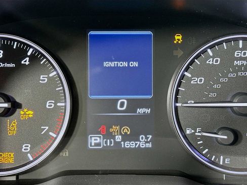 Certified 2024 Subaru Crosstrek 2.0i Premium image 12