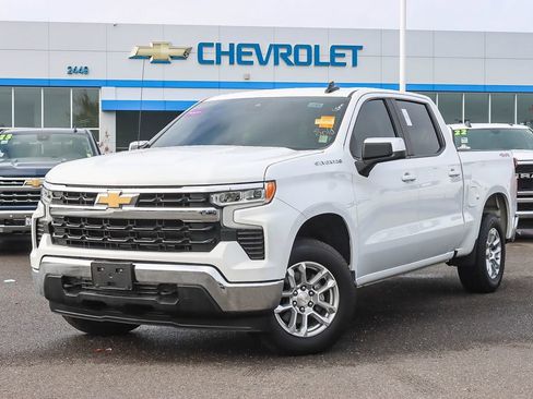 Used 2022 Chevrolet Silverado 1500 LT image 1