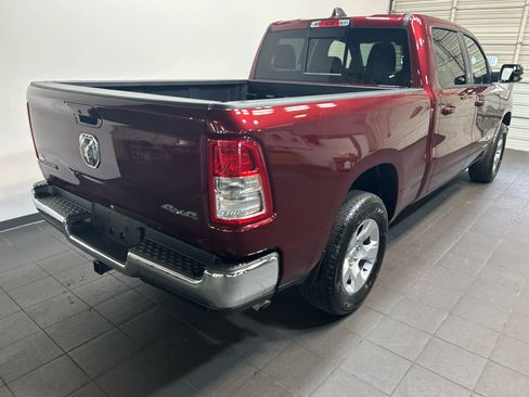 Used 2022 RAM 1500 Big Horn AWD/4WD image 3