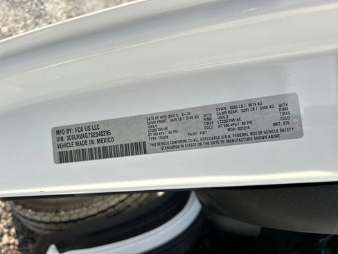 New 2025 RAM ProMaster 1500 w/ Convenience Group FWD image 41