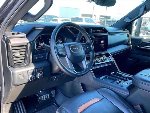 Used 2024 GMC Sierra 2500 AT4 w/ AT4 Premium Plus Package image 14