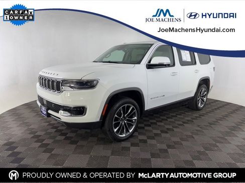 Used 2022 Jeep Wagoneer Series III w/ Premium Group I image 4