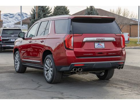 Used 2022 GMC Yukon Denali image 5