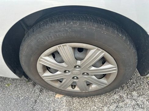 Used 2023 Kia Rio LX FWD image 7