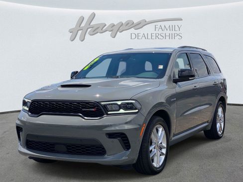 Used 2024 Dodge Durango R/T RWD image 11
