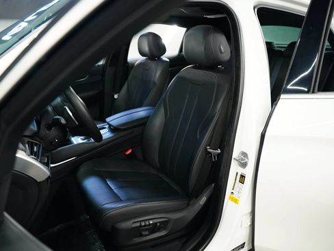 Used 2019 BMW X6 sDrive35i RWD image 12