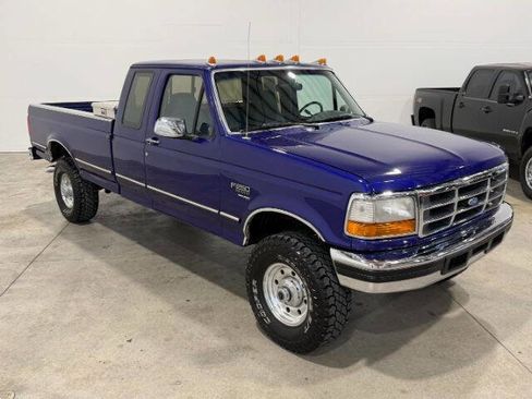 Used 1995 Ford F250 XLT image 6