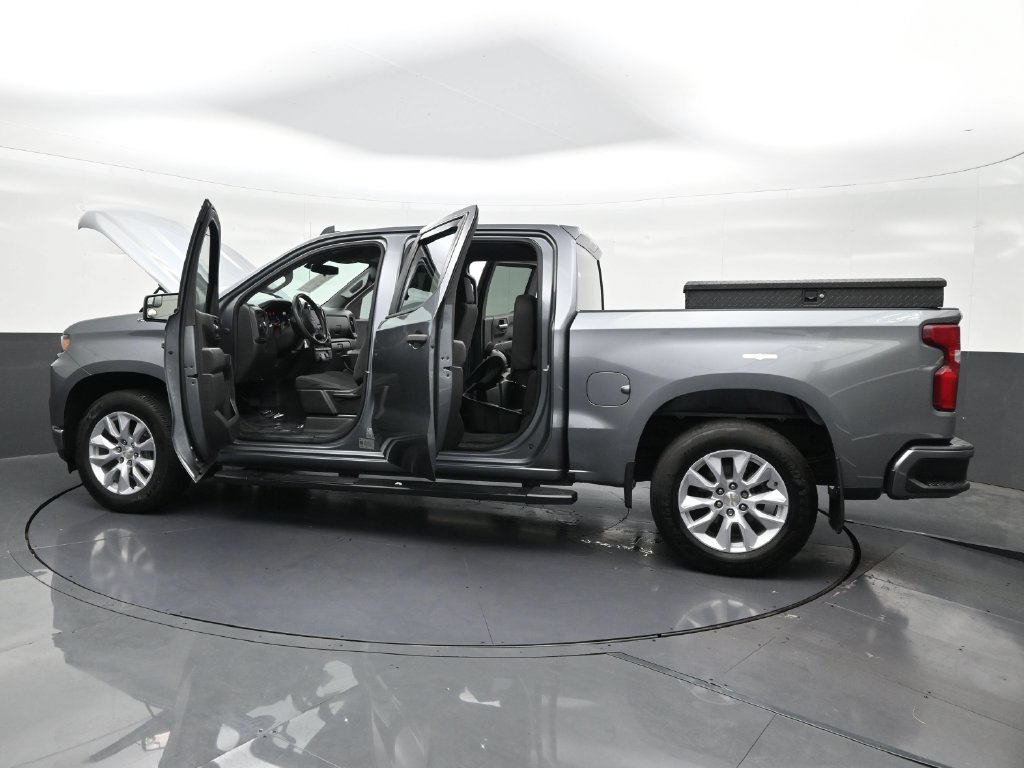 Used 2022 Chevrolet Silverado 1500 Custom RWD image 38