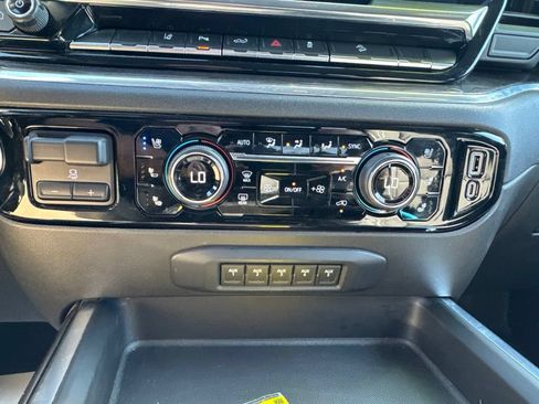 Used 2024 Chevrolet Silverado 2500 LTZ w/ LTZ Plus Package AWD/4WD image 37