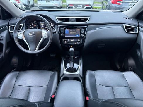 Used 2016 Nissan Rogue SL w/ SL Premium Package image 29