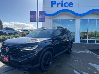 New 2025 Honda Pilot Black Edition