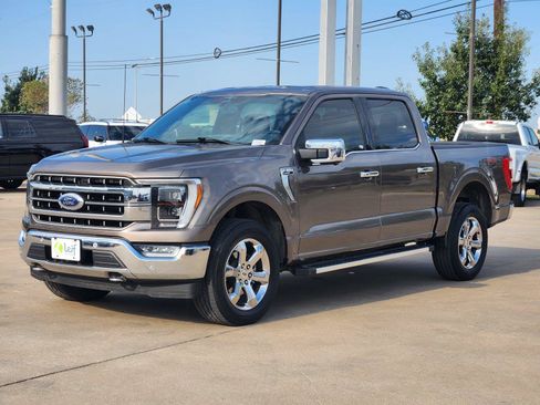 Used 2023 Ford F150 Lariat w/ Equipment Group 502A High AWD/4WD image 3