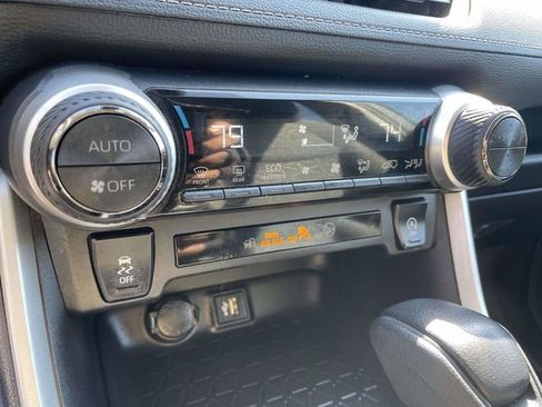 Used 2024 Toyota RAV4 XLE image 23