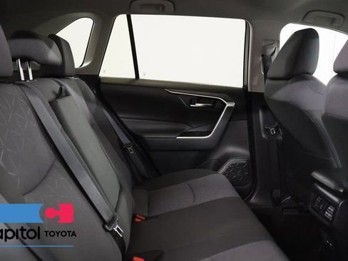 Used 2025 Toyota RAV4 XLE AWD/4WD image 26