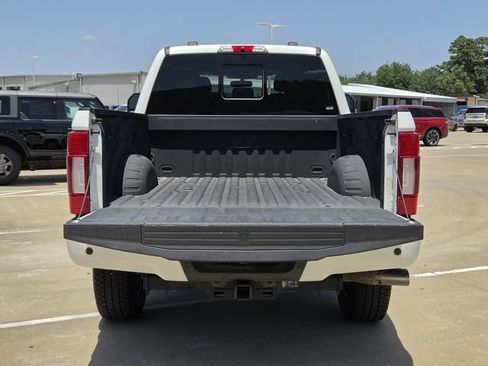 Used 2022 Ford F250 Platinum AWD/4WD image 16