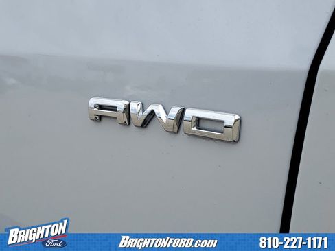 Certified 2025 Ford Escape ST-Line w/ Tech Pack #1 AWD/4WD image 6