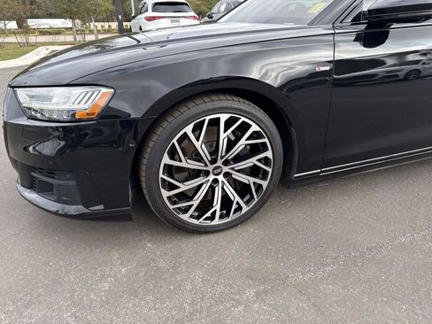 Used 2021 Audi A8 L 4.0T w/ Executive Plus Package image 9