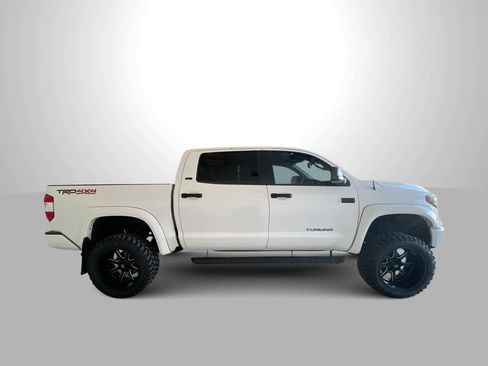 Used 2018 Toyota Tundra SR5 image 9