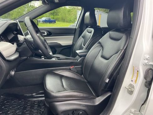 Used 2024 Jeep Compass Limited AWD/4WD image 23