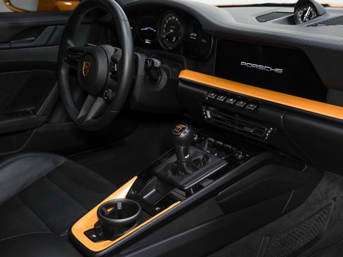 Used 2022 Porsche 911 GT3 RWD image 31