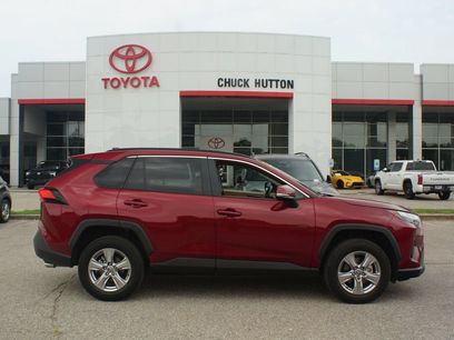 Used 2022 Toyota RAV4 XLE w/ Convenience Package